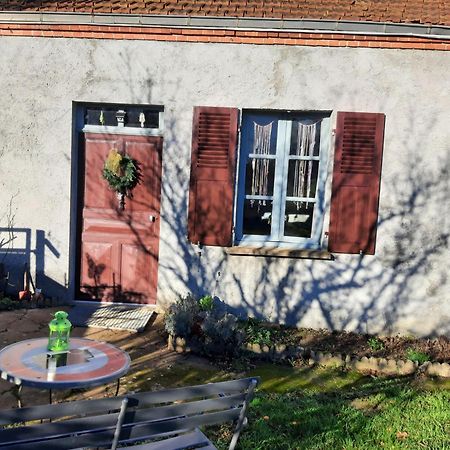 Notre Village Papillon Bed&Breakfast Neret Bagian luar foto