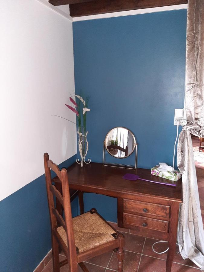Notre Village Papillon Bed&Breakfast Neret Bagian luar foto