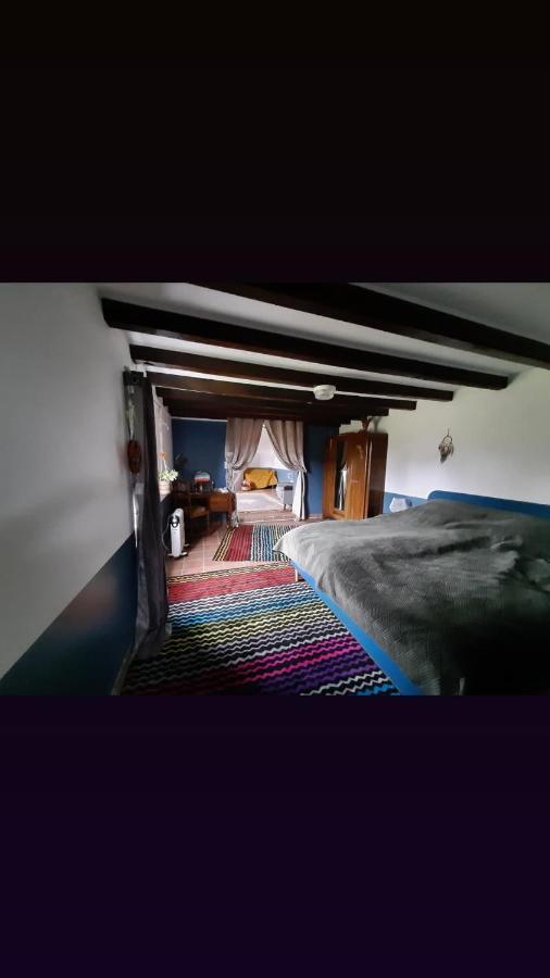 Notre Village Papillon Bed&Breakfast Neret Bagian luar foto